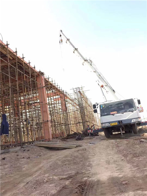 长岛县吊车作业的安全注意事项有哪些？